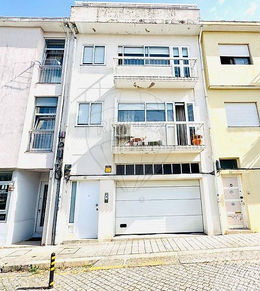 Moradia T4 em Cedofeita, Santo Ildefonso, Sé, Miragaia, São Nicolau e Vitória